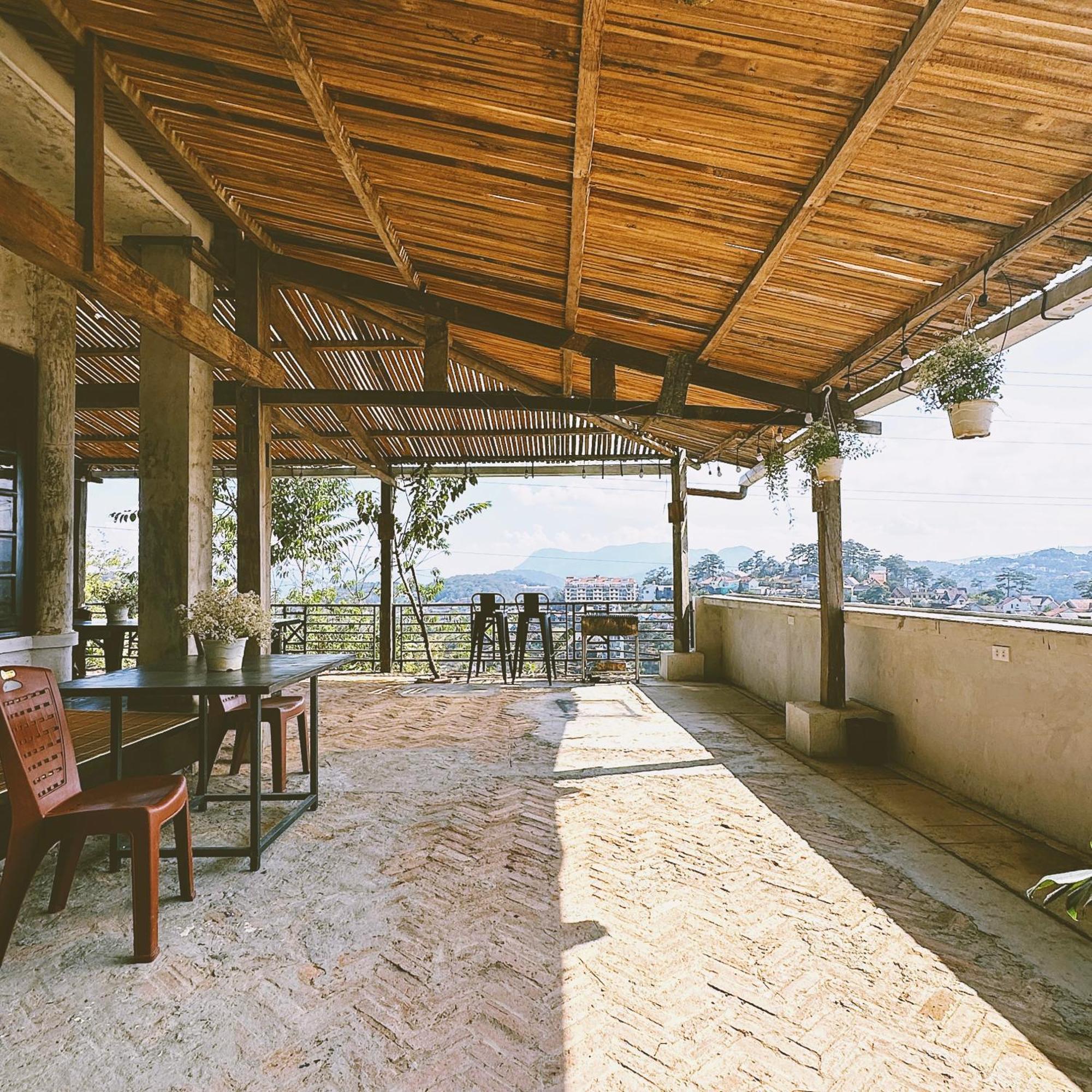 Bed On Hill Hotel Da Lat Exterior photo